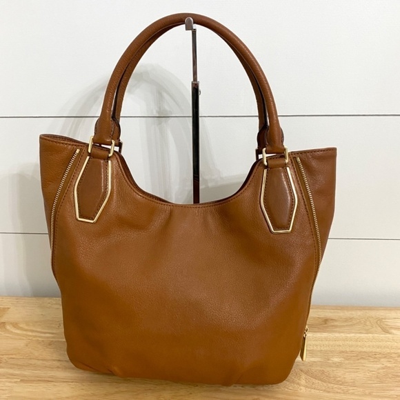 Michael Kors Vanessa Leather Shoulder Bag in Luggage /Tan - Picture 6 of 15